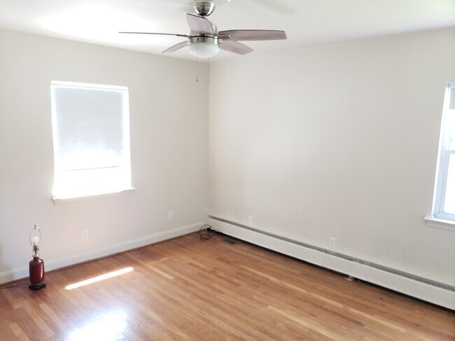 Foto del edificio - 2801 Bauernwood Ave