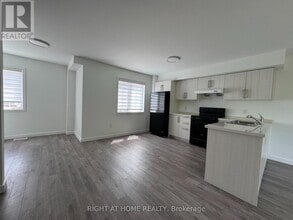 Building Photo - 133 HighRiver Trl