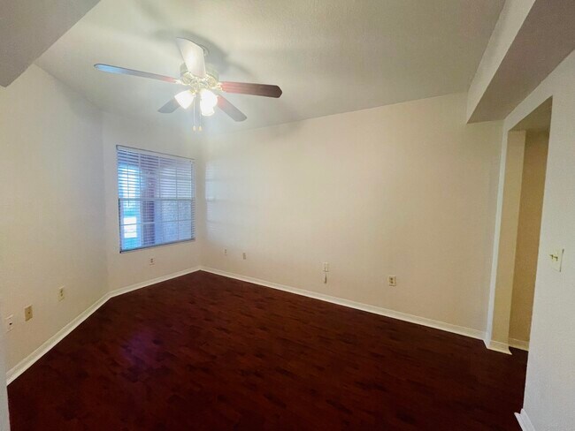 Foto del edificio - 168 SW Peacock Blvd