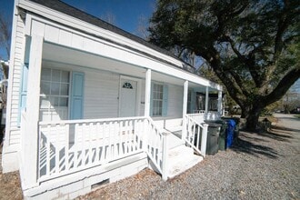 Building Photo - 1214 Forbes Ave