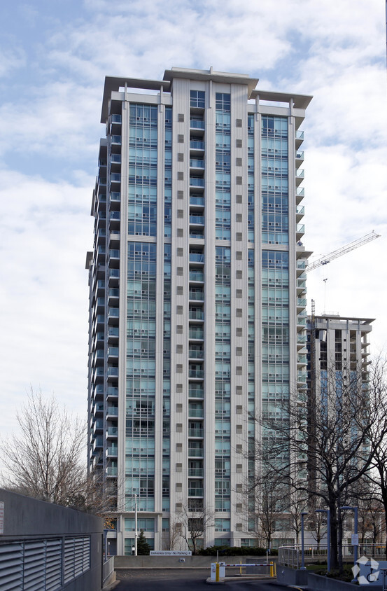 Building Photo - Cosmo Condos
