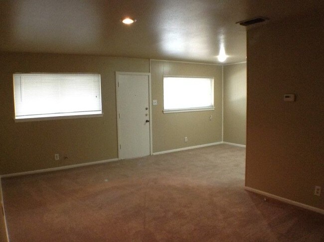 Foto del edificio - 217 W Silver Sands Dr