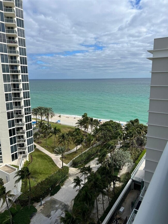 Building Photo - 19201 Collins Ave