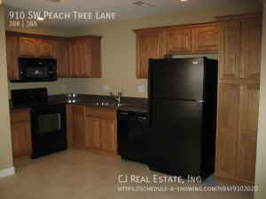 Foto del edificio - 910 SW Peach Tree Ln