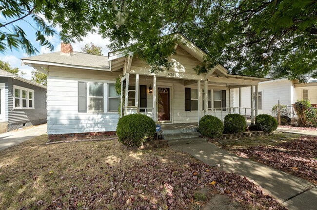 Foto del edificio - Charming Bungalow in Historic Gatewood Dis...