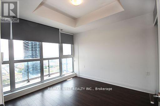 Building Photo - 15 Zorra St