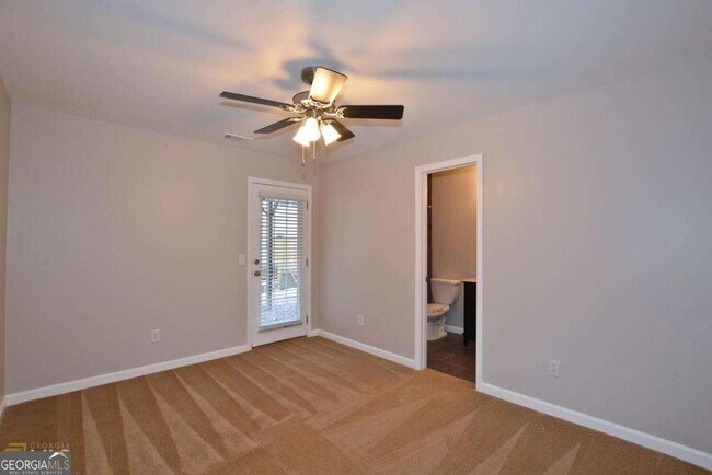 Building Photo - 3019 Liberty Way NW