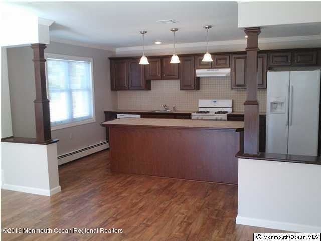 Building Photo - 229 Torrey Pines Dr