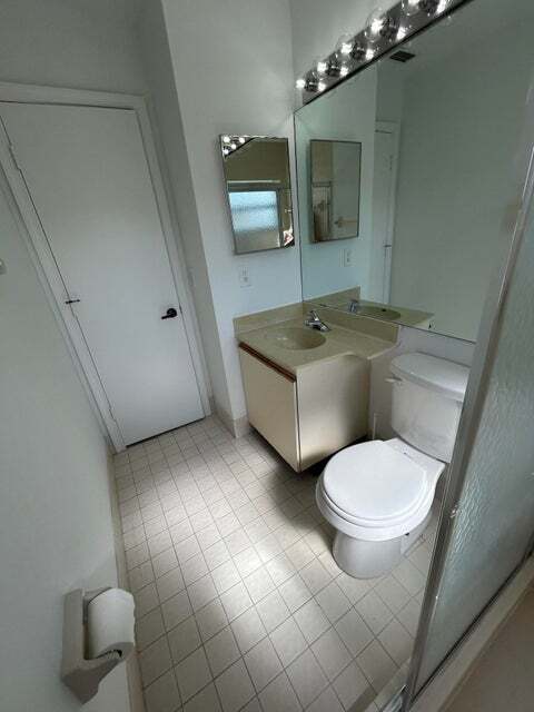 Foto del edificio - 45 Columbia Ct