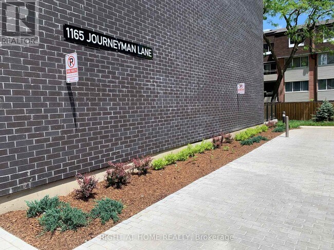Building Photo - 1165 Journeyman Ln