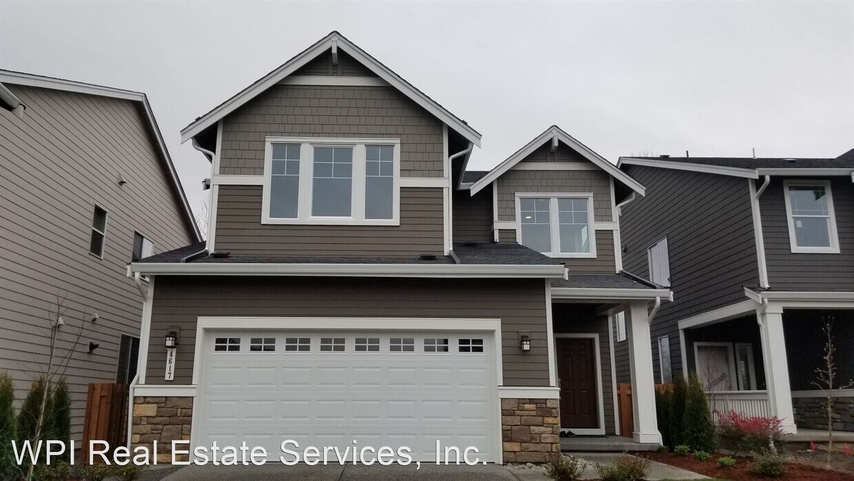 Primary Photo - 4 br, 2.5 bath House - 4617 31st Ave SE Un...