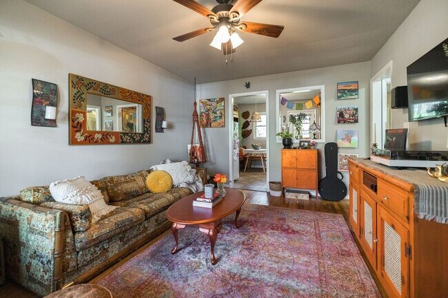 Foto del edificio - 2227 S Milledge Ave