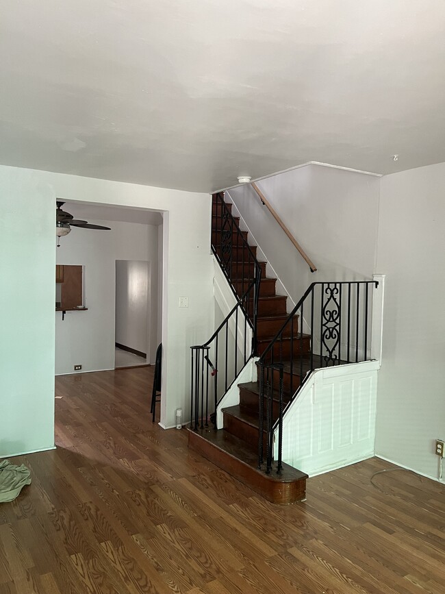 Building Photo - 5659 BLAKEMORE
