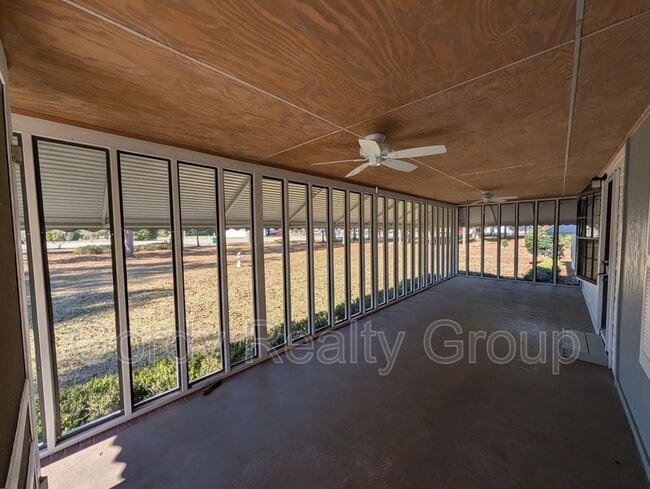 Building Photo - 6511 Blue Springs Rd