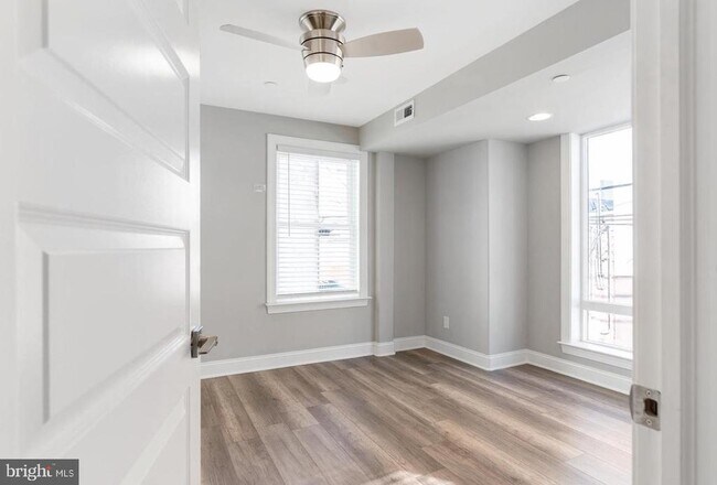 Foto del edificio - 1419 Poplar St