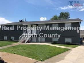 Building Photo - 1052 Ellen Cir
