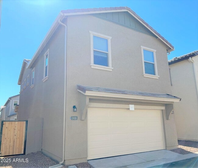 Building Photo - 3916 S 58th Ln