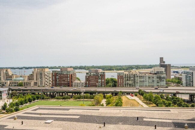 Photo du bâtiment - 90 Fort York Blvd