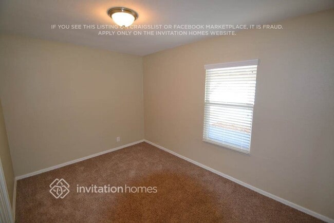 Foto del edificio - 10821 Rosecrans Ave