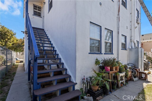 Building Photo - 1263 Island Ave