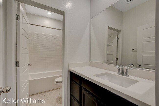 Foto del edificio - 3 br, 2.5 bath House - 965 NEVADA STATE #1...