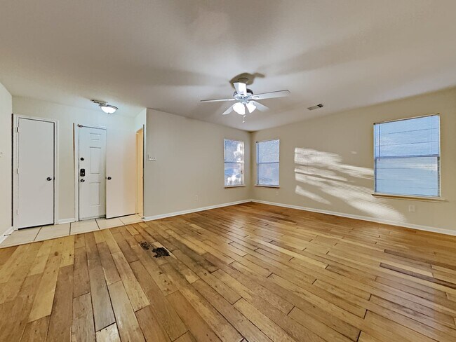 Building Photo - 21014 Brannon Hill Ln