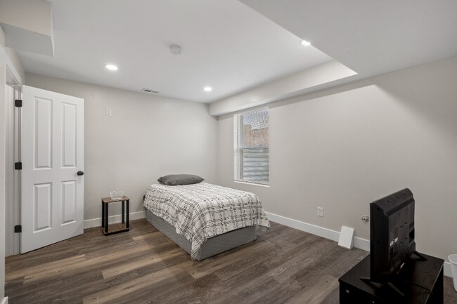 Foto del edificio - 7525 Birch St