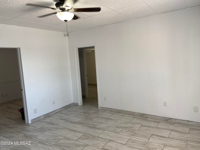 Building Photo - 432 E Ajo Way