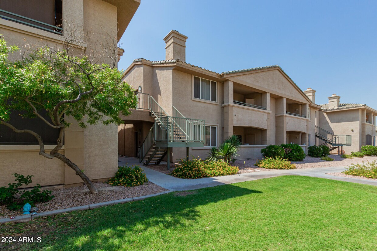 Foto principal - 16013 S Desert Foothills Pkwy