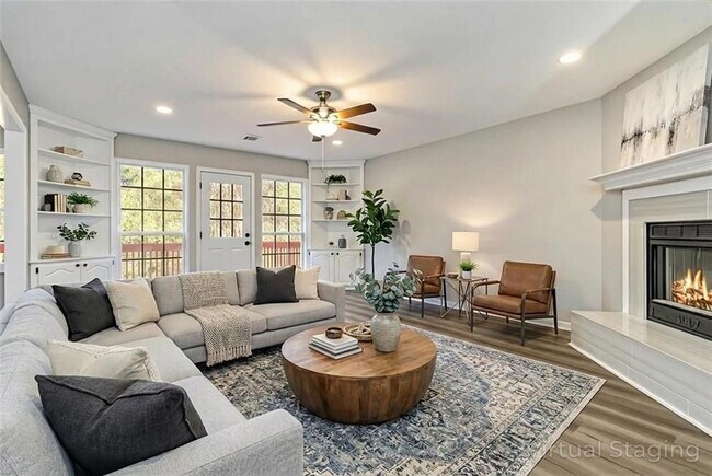 Foto del edificio - 2119 Tudor Castle Way