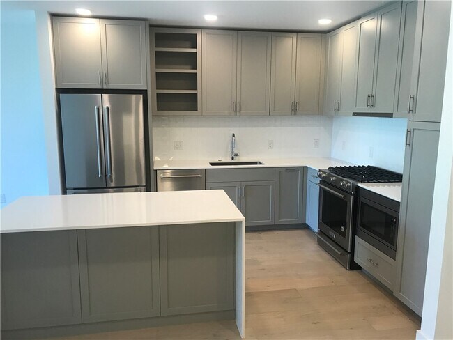 Foto del edificio - 1600 S 1st St