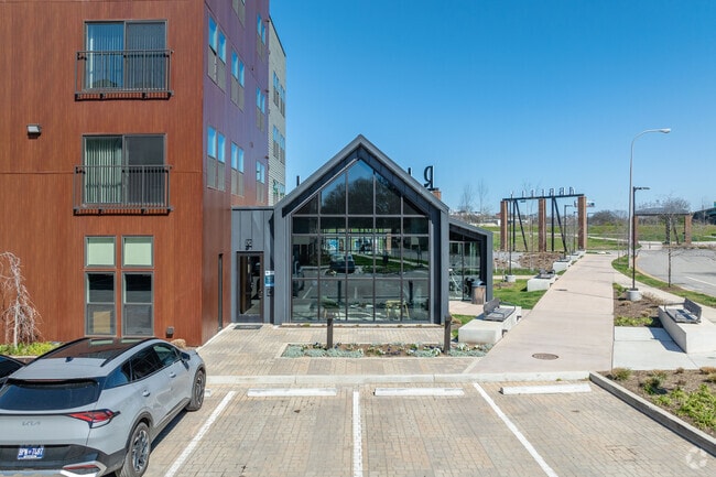 Foto del edificio - Abberly Riverwalk Apartment Homes