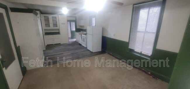 Foto del edificio - 107-109 East Main Street