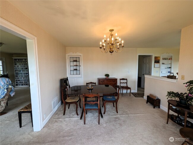 Building Photo - 3136 Tahoma Pl W