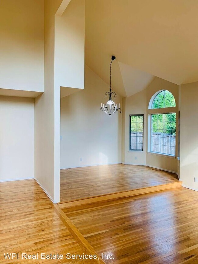 Building Photo - 4 br, 2.5 bath House - 8710 NE 144th Ct