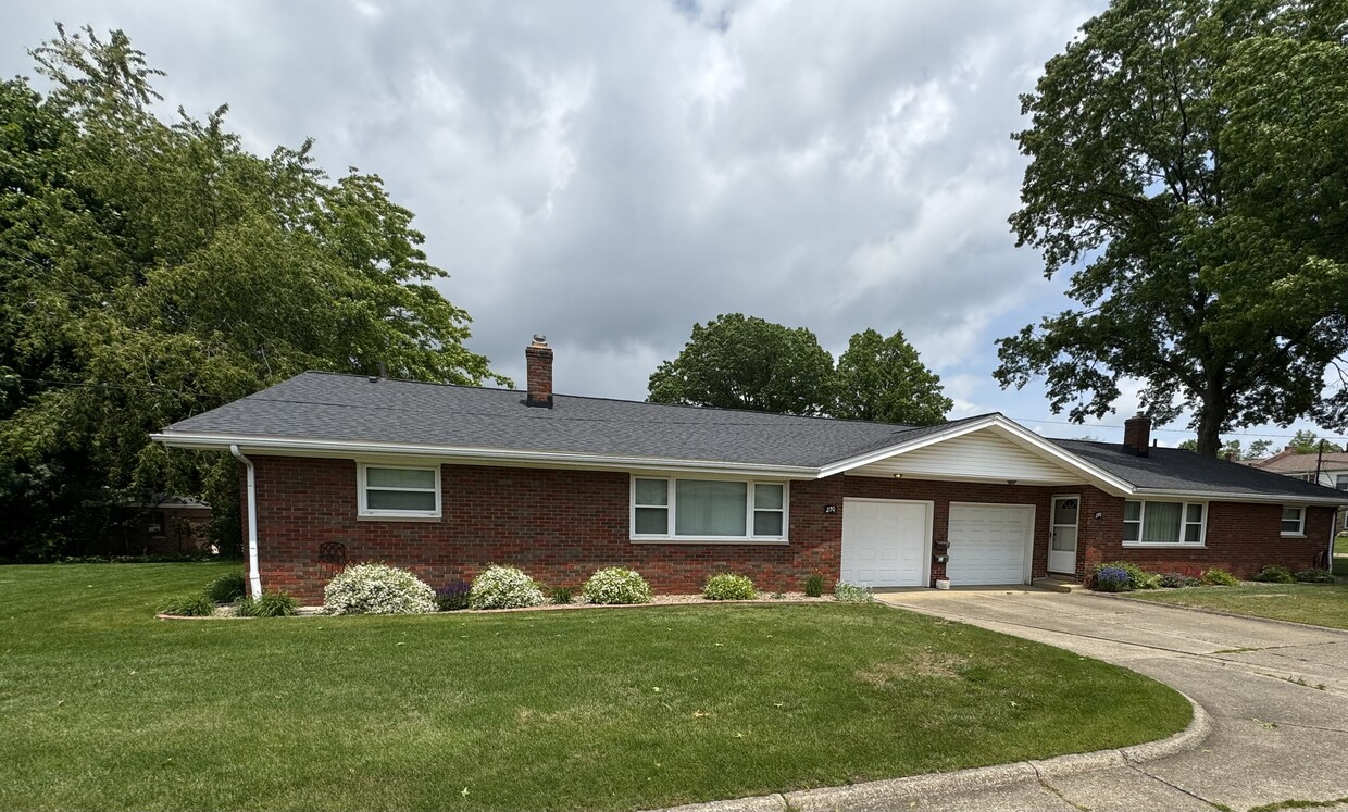 Front View - 270 Kenridge Rd