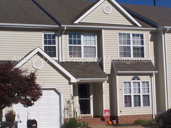 Primary Photo - 118 River Walk Ct