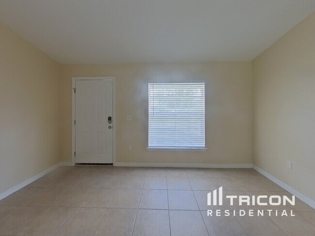 Building Photo - 2549 Coachman Drive Deltona FL