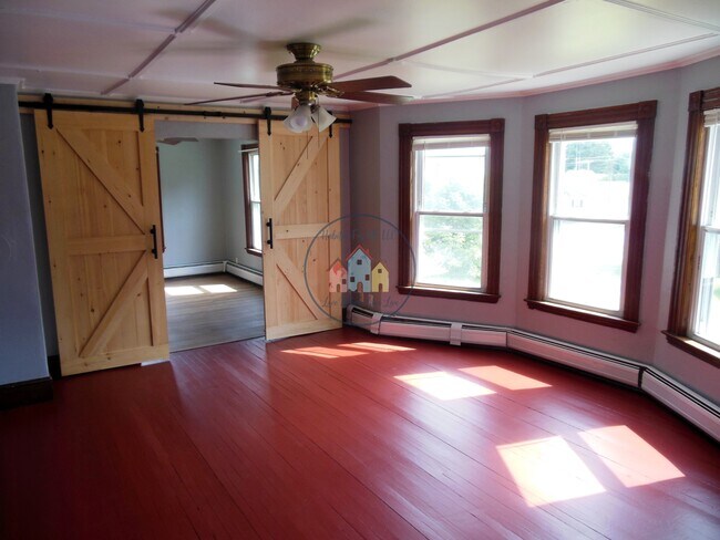 Sala de estar - 20 Drummond Ave