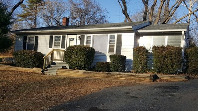 Photo - One Level House off Old Forest Road