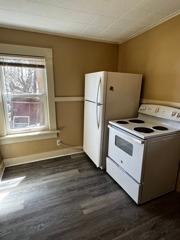 28 Prospect St Unit 1R, ster, MA 01570 Room for Rent in ster