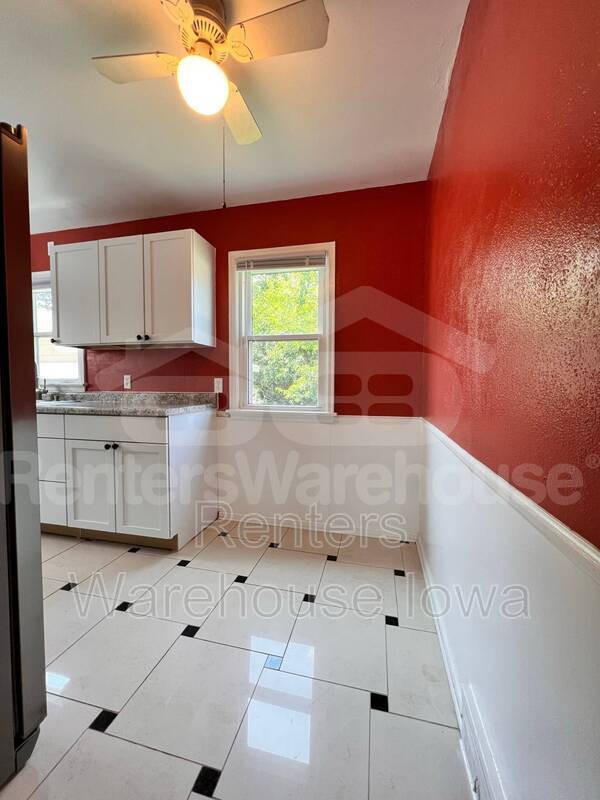 Foto del edificio - 3846 48th Pl