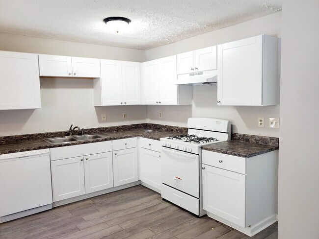 Building Photo - 3559 Ashley Station Dr SW