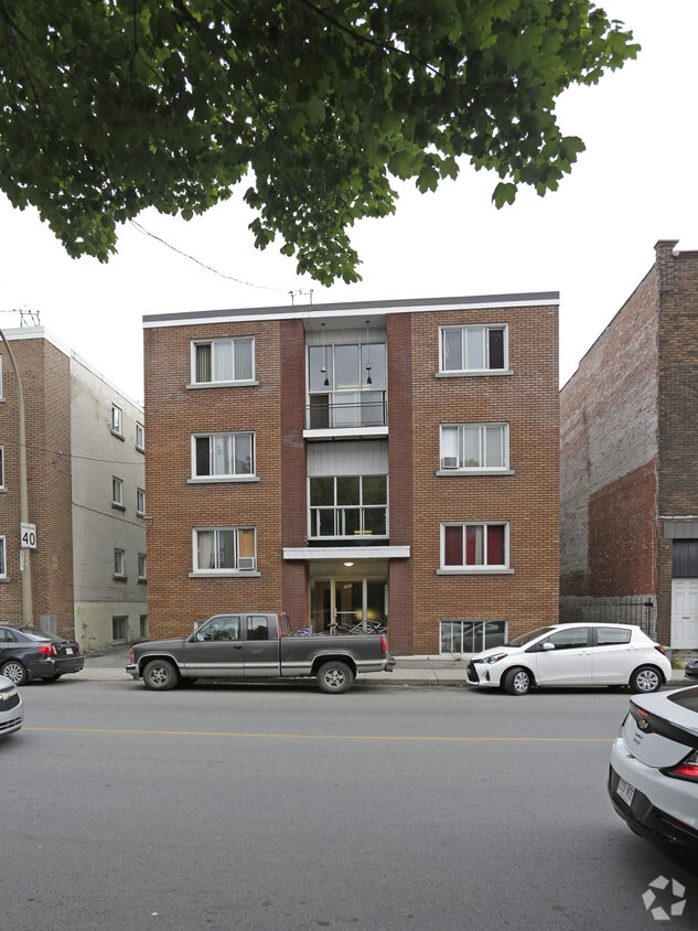 Photo du bâtiment - 3925 Rue de Verdun