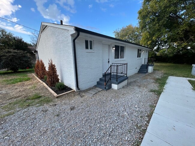 Building Photo - 3309 Mays St