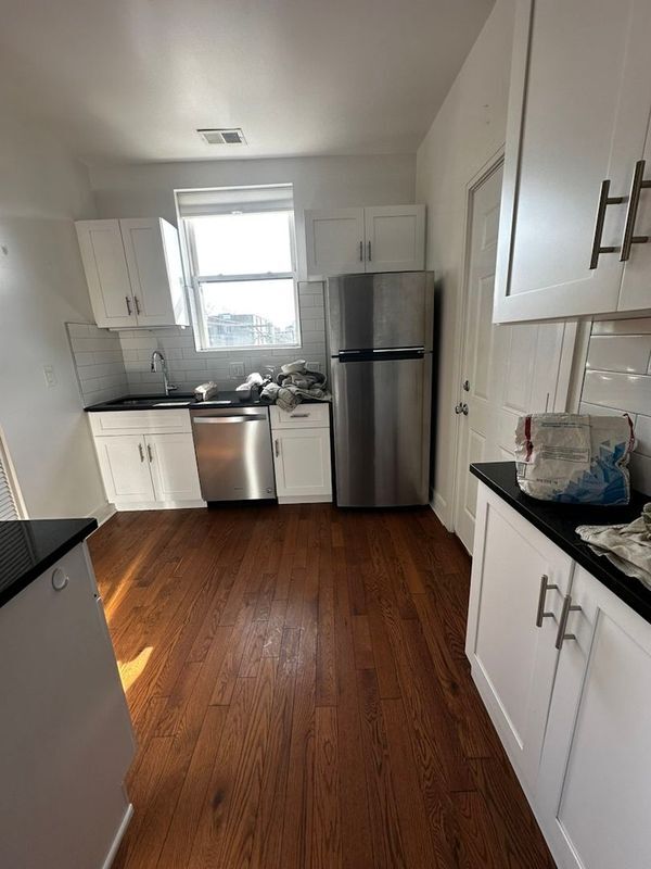 Foto del edificio - 1145 W Lunt Ave