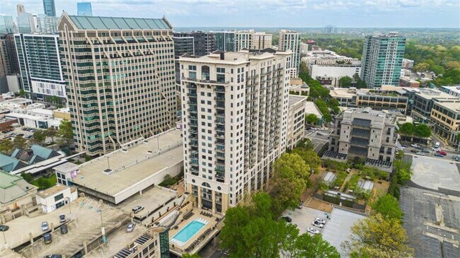 Foto del edificio - 3040 Peachtree Rd