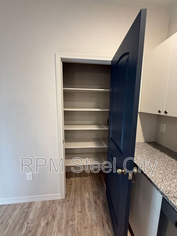 Building Photo - 278 W Harmony Dr