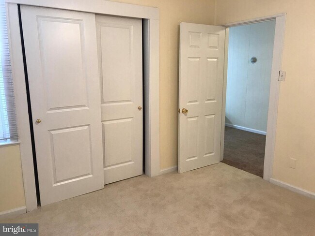 Foto del edificio - 18 Haddon Ave