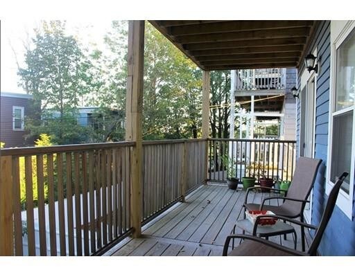 Foto del edificio - 64 Percival St